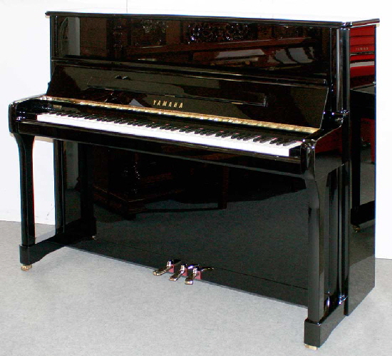Klavier-Yamaha-PX-124-schwarz-E330028-1-a